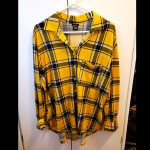 Women's Rue21 Plaid Button-Down